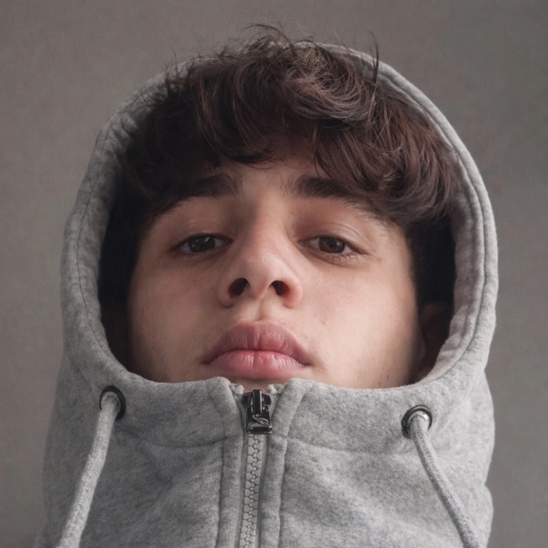 Alex_wiliam_x